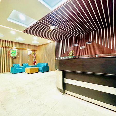 Hotel Galaxy Inn Near Delhi International Airport Neu-Delhi Exterior foto